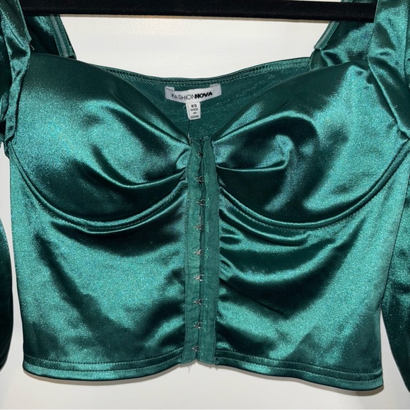 Fashion Nova Green Puff Sleeve Crop Blouse Size XS - Picture 3 of 15